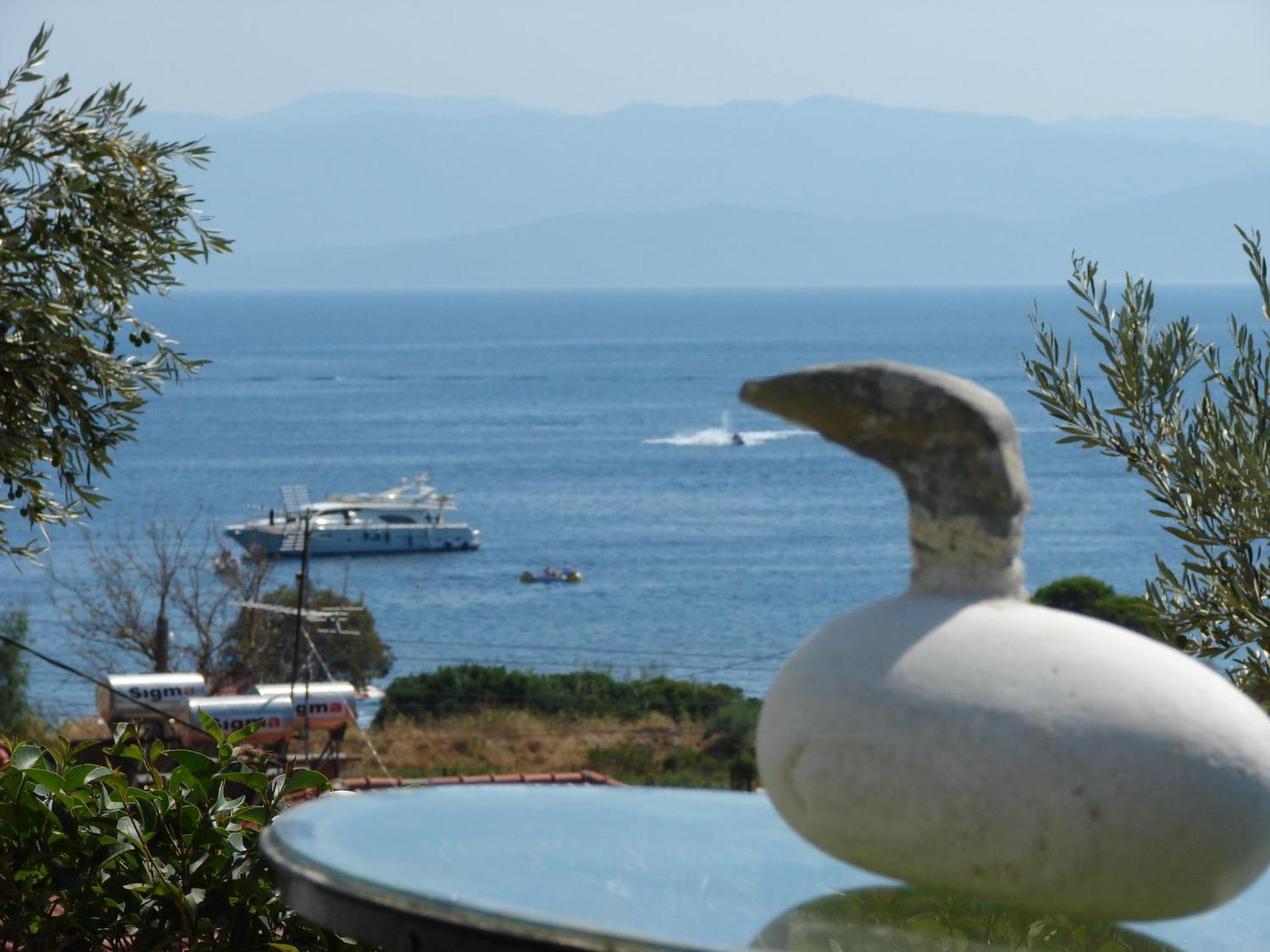 Villa Frideriki Ajía Paraszkeví Kültér fotó