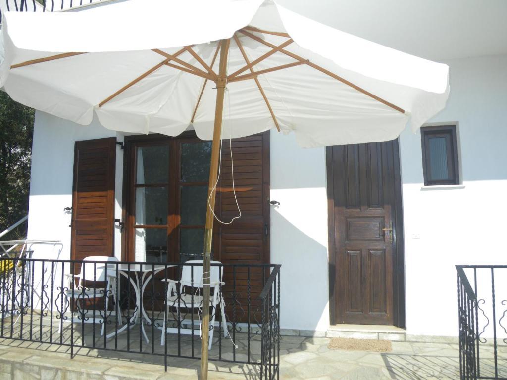 Villa Frideriki Ajía Paraszkeví Szoba fotó