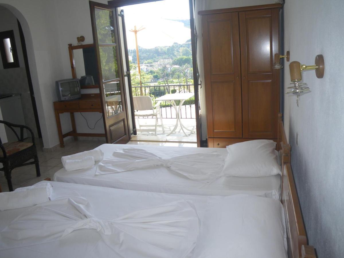 Villa Frideriki Ajía Paraszkeví Szoba fotó